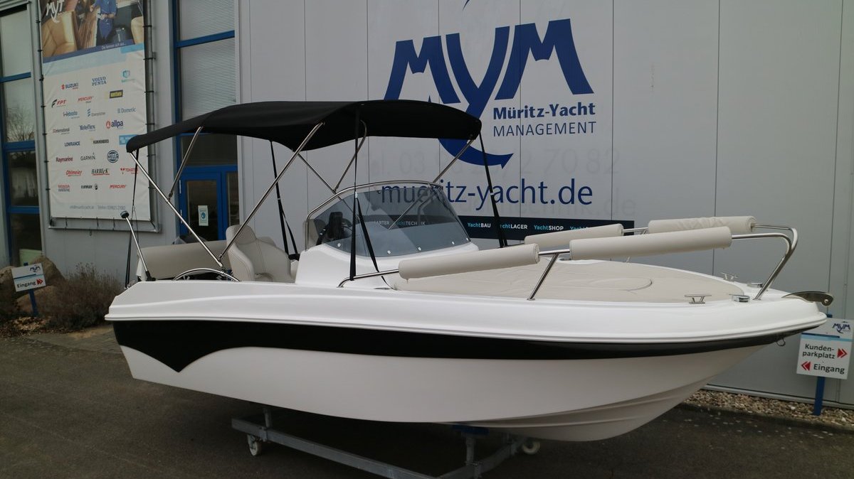 Aquila 5.3 Sundeck inkl. Motor