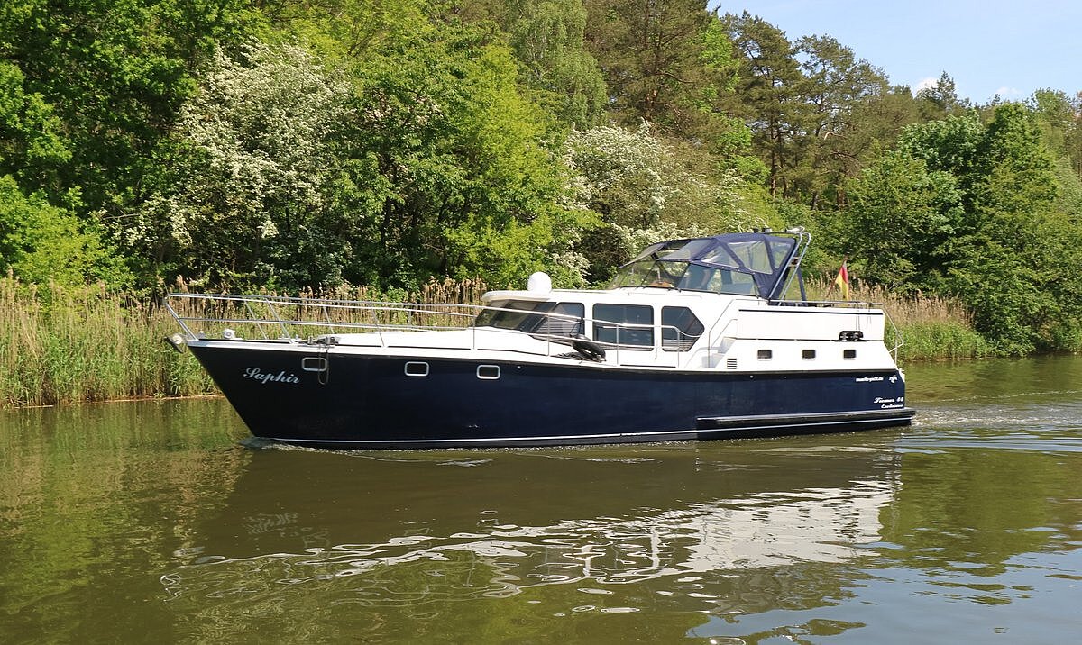 Dieses Bild zeigt unsere Yacht Saphir - Siemer 44 Exclusiv - in Aktion