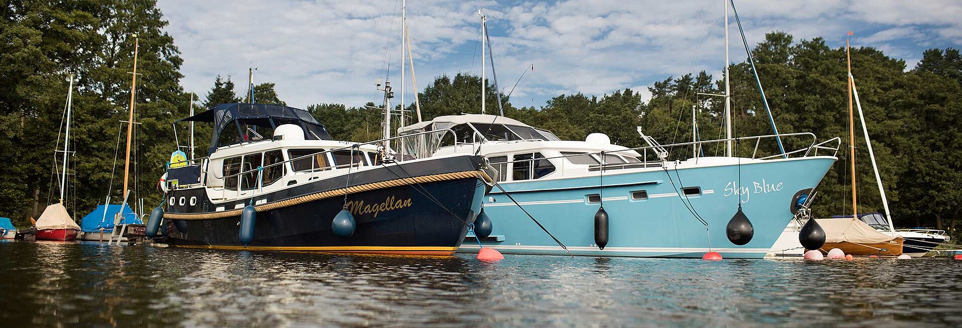 Zwei unserer Yachten im Hafen