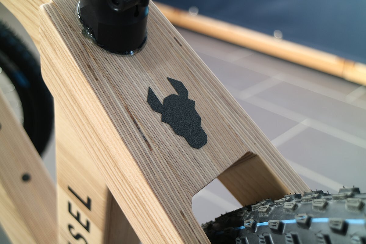 Dieses Bild zeigt das My Esel Cross Pro Unique Logo