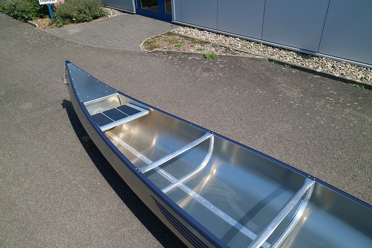 Dieses Bild zeigt unser Kanu Linder Inkas 525 - Alukanadier - hintere Sitzbank