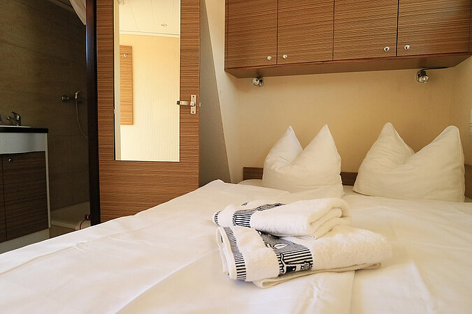 Dieses Bild zeigt unsere Yacht M-Line - M-Haus - Schlafkabine anderer Winkel