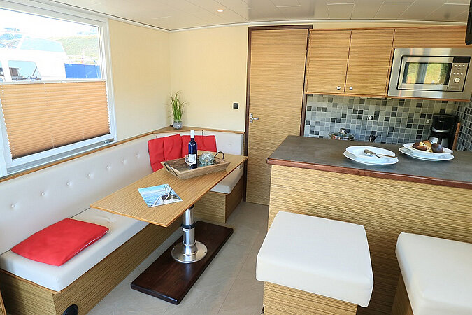 Dieses Bild zeigt unsere Yacht M-Line - M-Haus - Salon