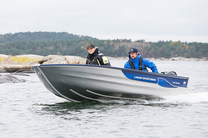 Dieses Bild zeigt unser Aluboot Linder Sportsman 445 Basic