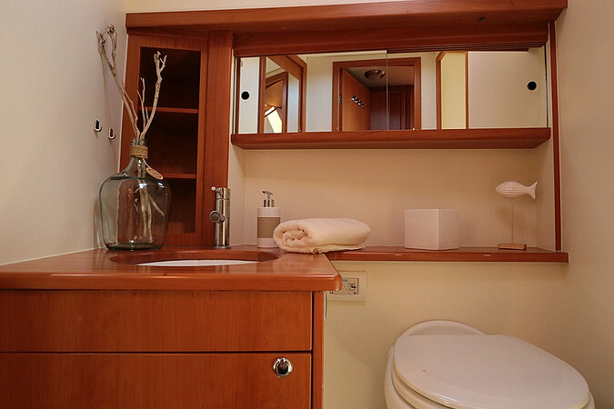 Dieses Bild zeigt unsere Yacht M-Line - M-Cruiser - Bad anderer Winkel