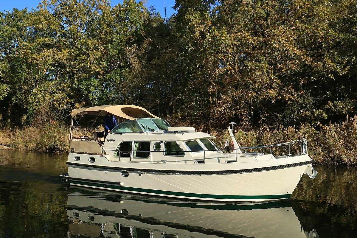 Dieses Bild zeigt unsere Yacht "Laureen - Linssen Grand Sturdy 34.9"