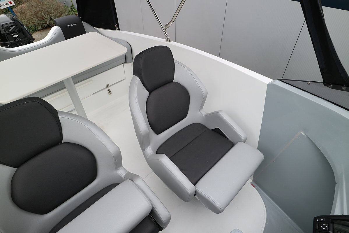 Das Bild zeigt unseren Mazury Fun 3 - Sitze