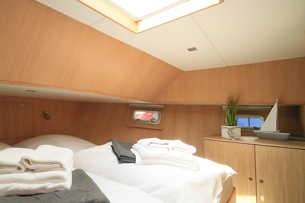 Dieses Bild zeigt unsere Yacht Hope - M-Retro 130 - zweite Schlafkabine