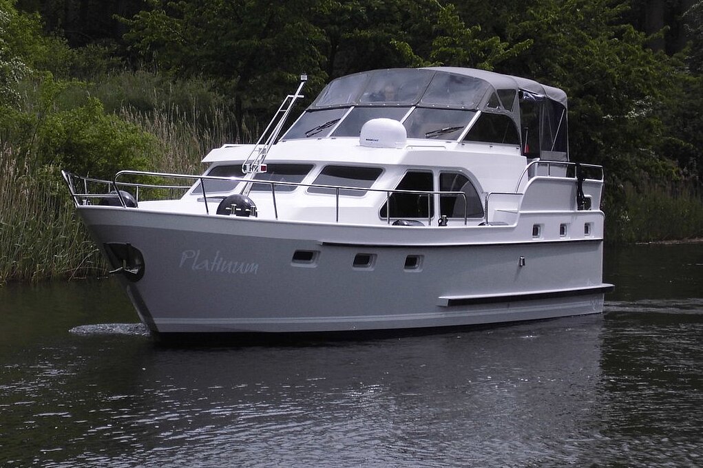 Dieses Bild zeigt unsere Yacht Platinum - M-Retro 120