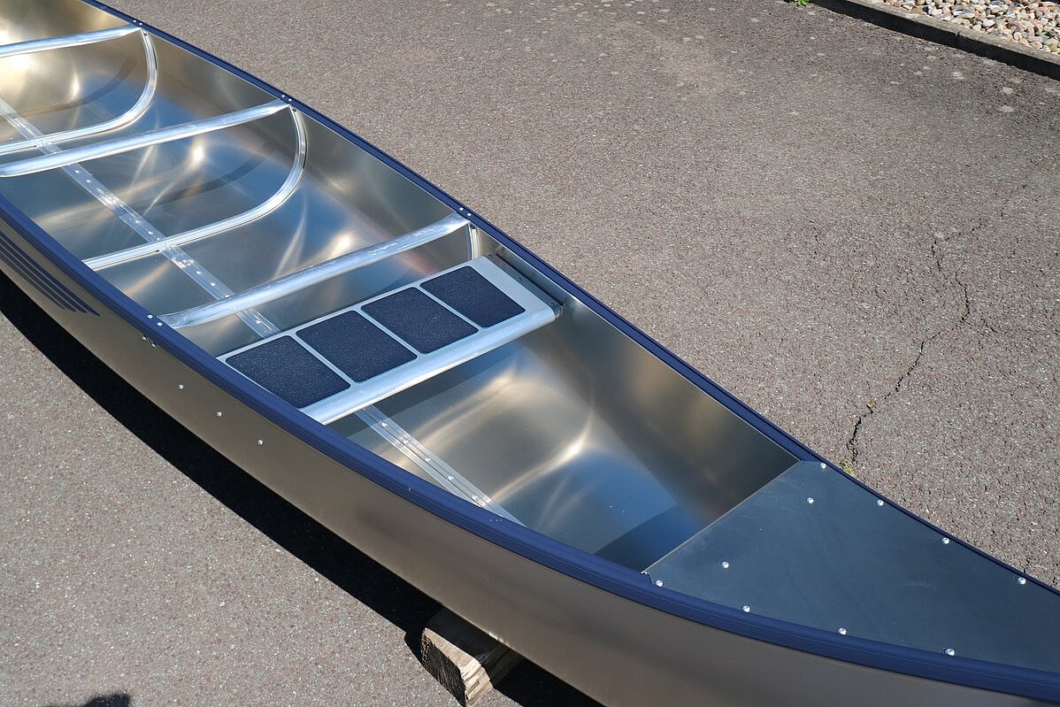 Dieses Bild zeigt den Innenraum des Linder Inkas 525.