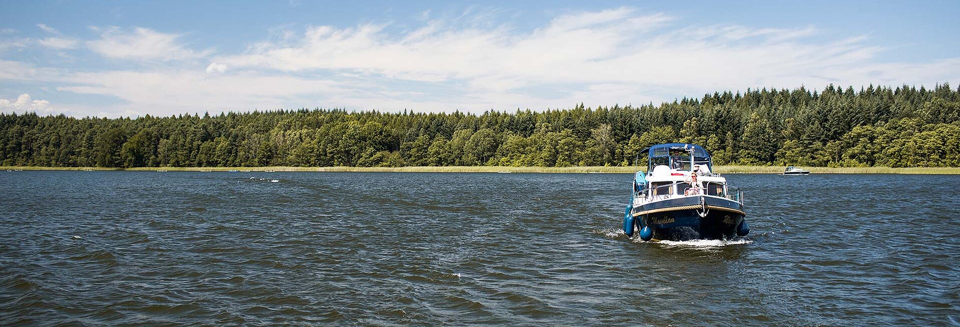 Eine Unserer Yachten auf der Müritz