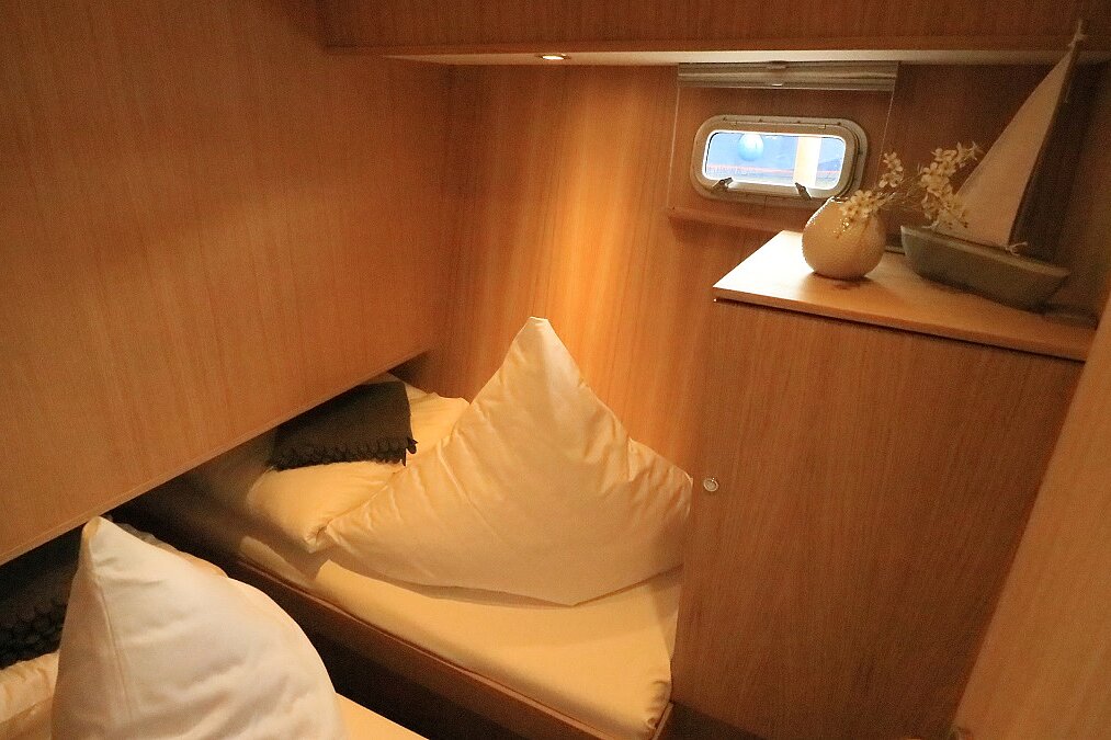 Dieses Bild zeigt unsere Yacht Hope - M-Retro 130 - Schlafkabine