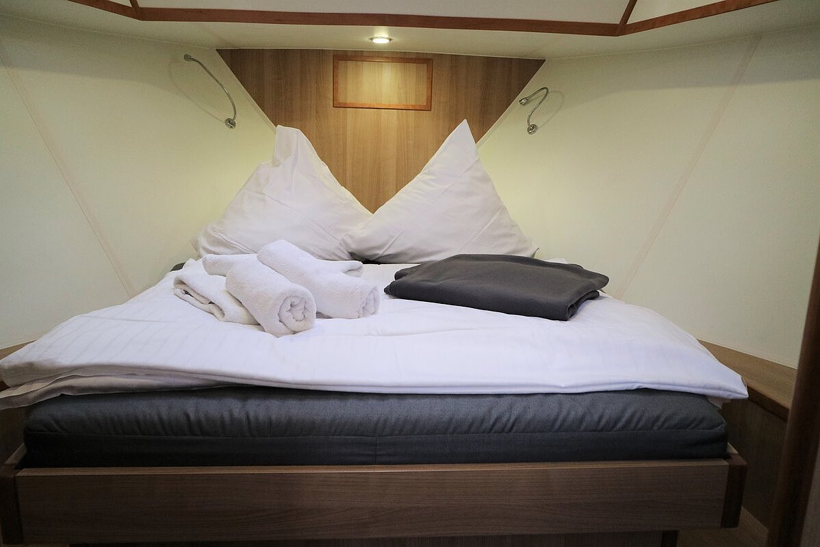 Dieses Bild zeigt unsere Yacht Snoopy - Concordia 108 AC - Schlafkabine