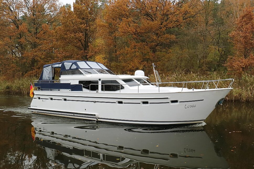 Dieses Bild zeigt unsere Yacht "Louis - M-Sport 140"