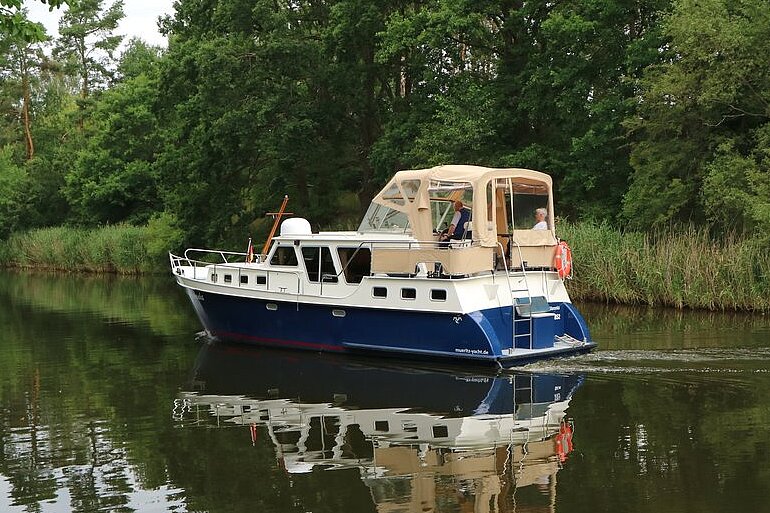 Dieses Bild Zeigt unsere Yacht Lady Marenka - Babro 1120 - In Aktion