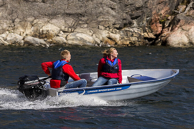 Dieses Bild zeigt die Linder Sportsman 355 in Aktion