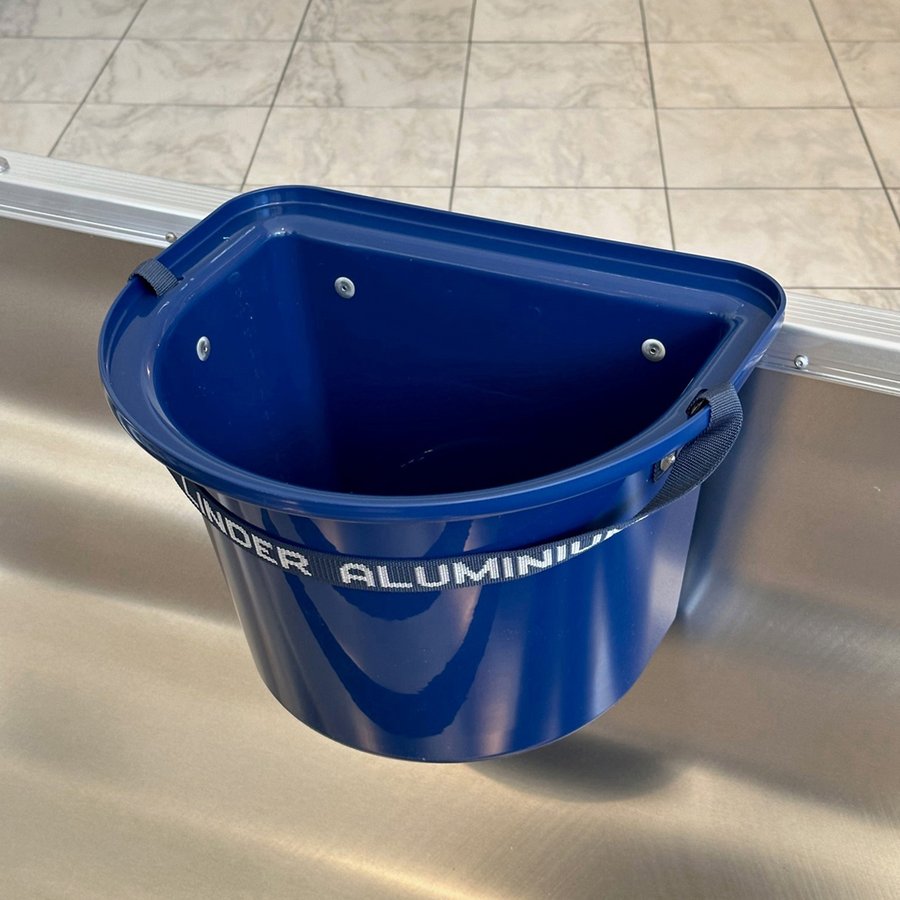 Dieses Bild zeigt einen Relingeimer.